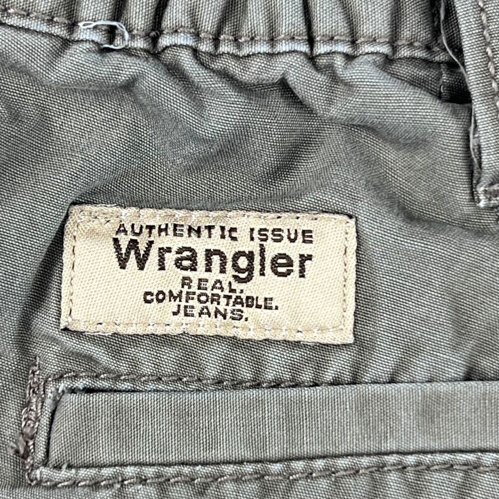Wrangler Shorts Mens 44 Neutral Tone Classic Chino Durable Workwear Shorts - Picture 8 of 10